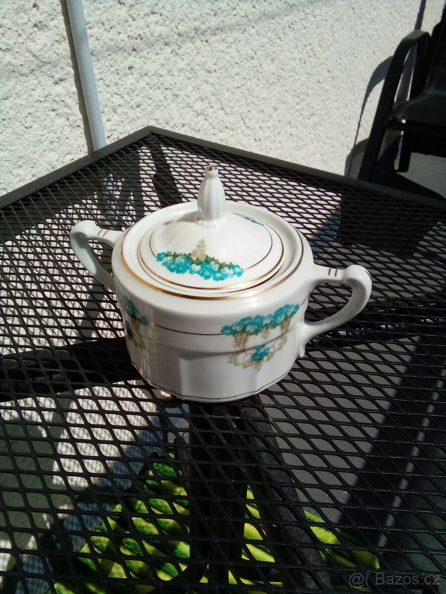 Retro porcelánová cukřenka