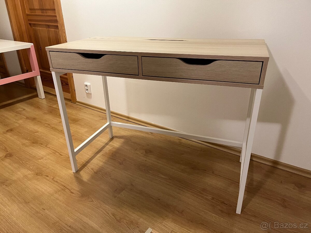 Psací stůl, dětský