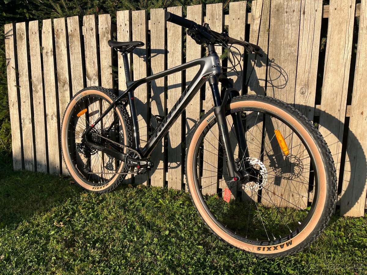 NOVÉ carbon TWITTER PREDATORpro XT 29" vel.L 1x12