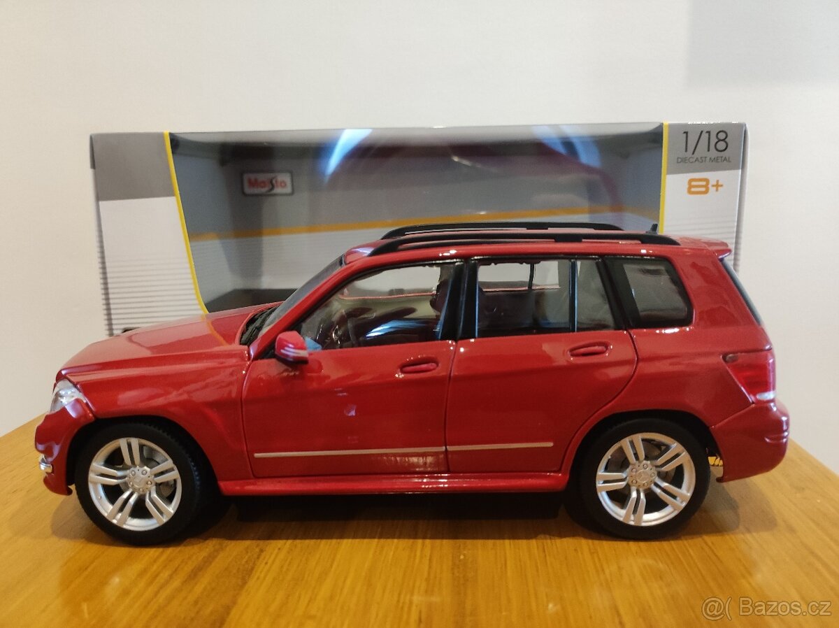 Mercedes-Benz GLK350 4MATIC 1:18