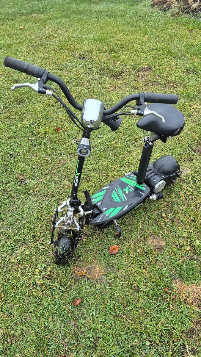 Elektrokoloběžka X Scooters XT01 1000W