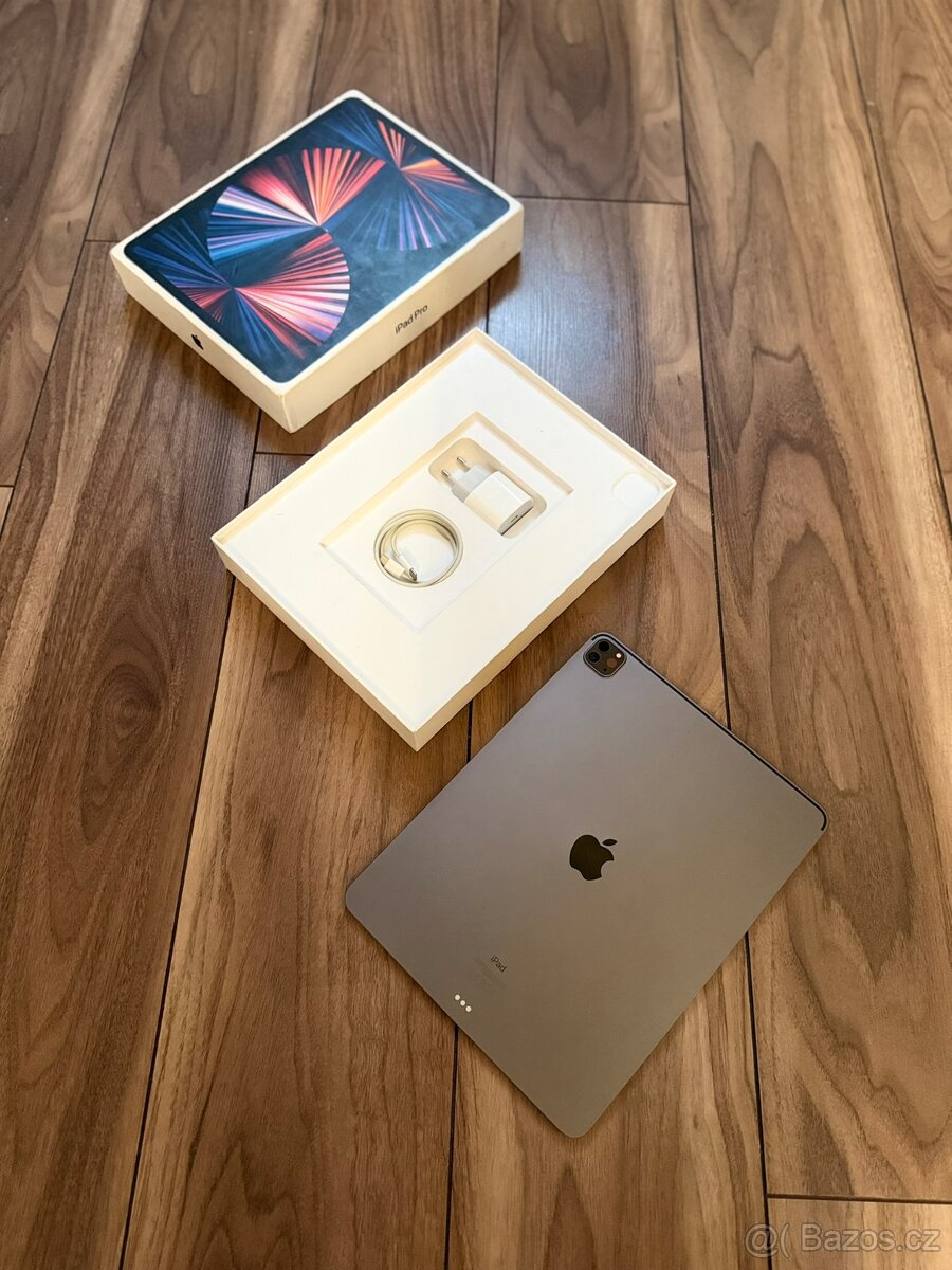 iPad Pro 12.9" 2021 M1 128GB zánovní - záruka