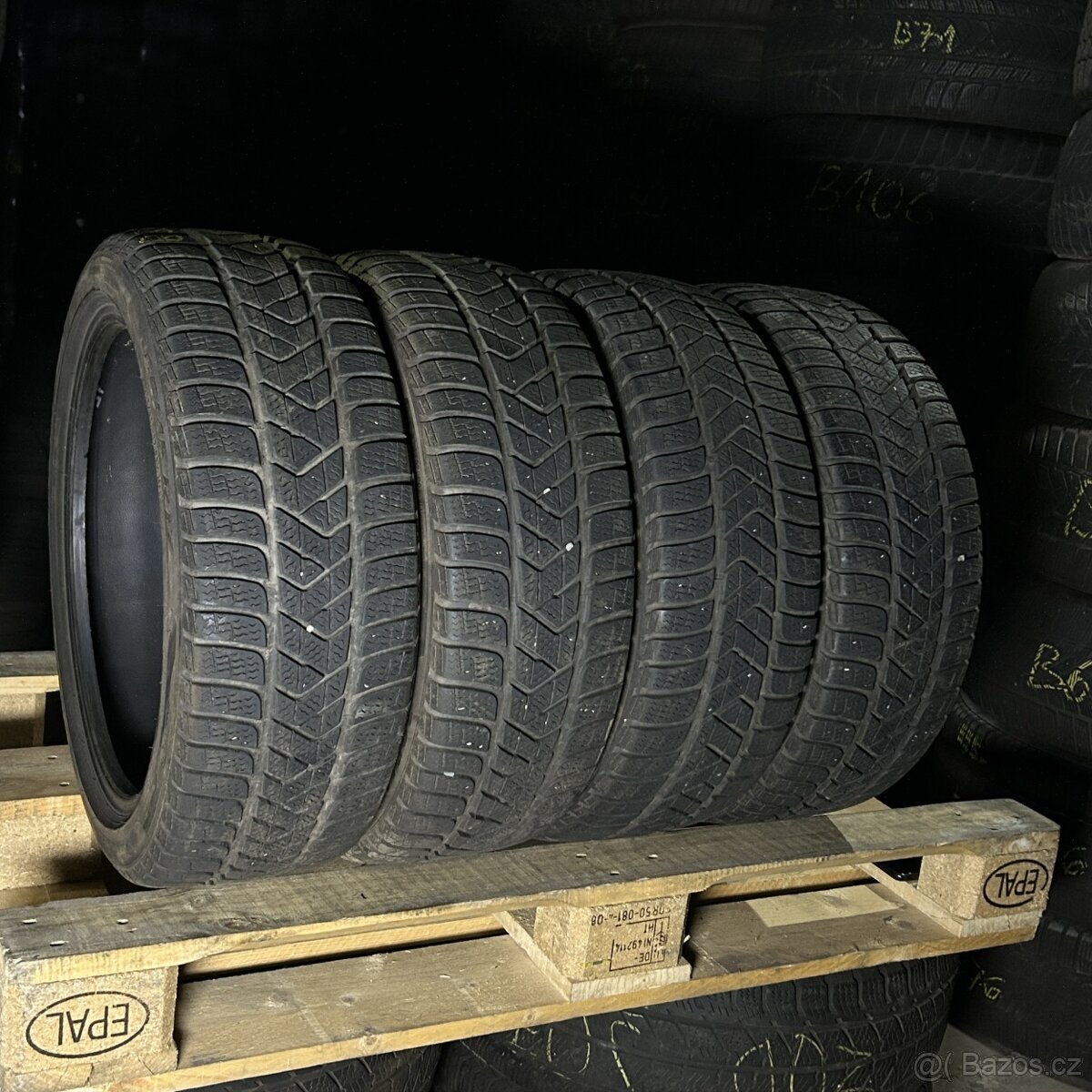 Zimní pneu 205/45 R17 88V Pirelli RF 5,5-6mm