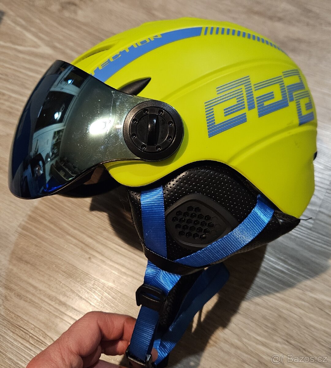 Dětská lyžařská přilba Etape RIDER PRO s visorem