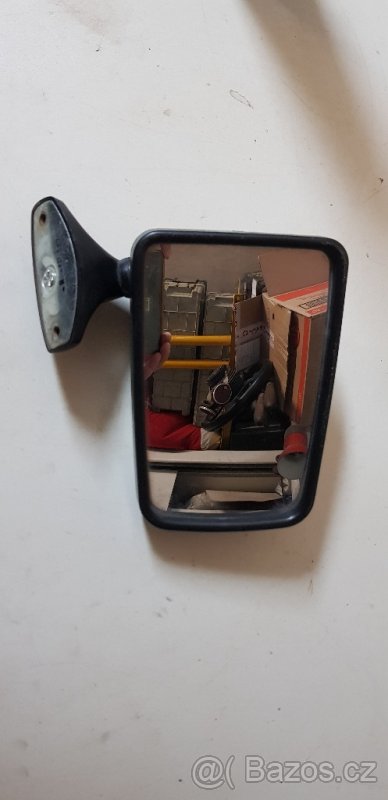 Skoda 120,130 m massag zrcatko