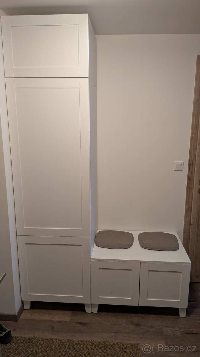 Ikea skříň Platsa