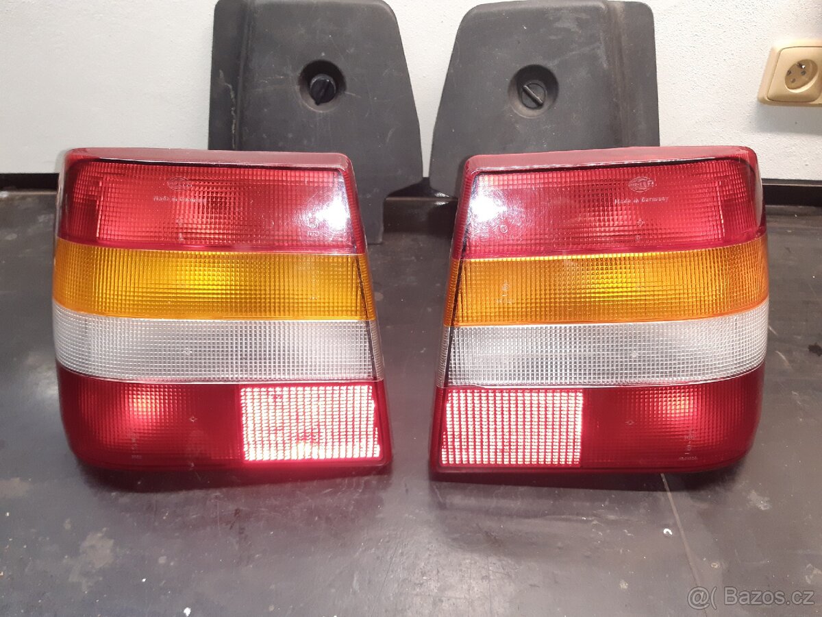 Saab 9000 zadní svetla