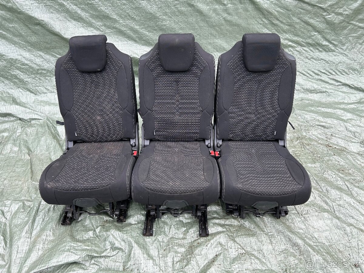 Sedadla Citroën C4 Picasso r.v. 2011