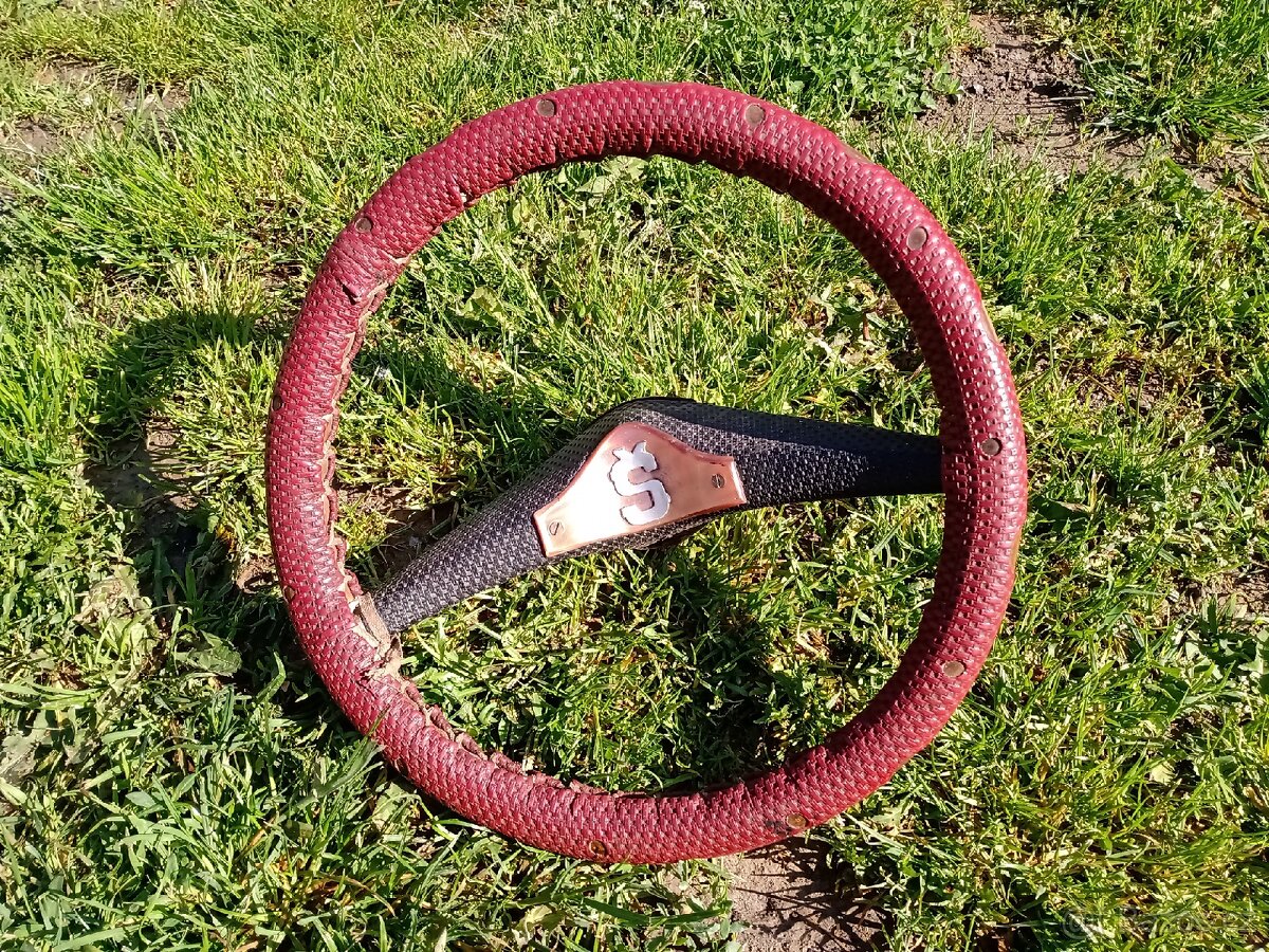 Volant historický škoda