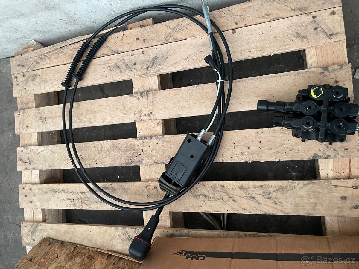 Čelní nakladač Case