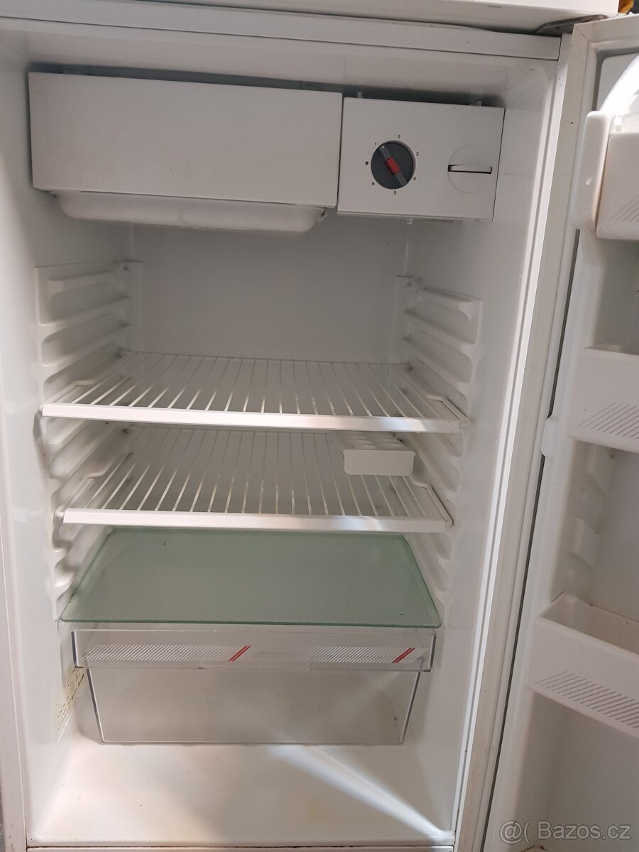 A+ lednice s mrazákem DOVOZ možný