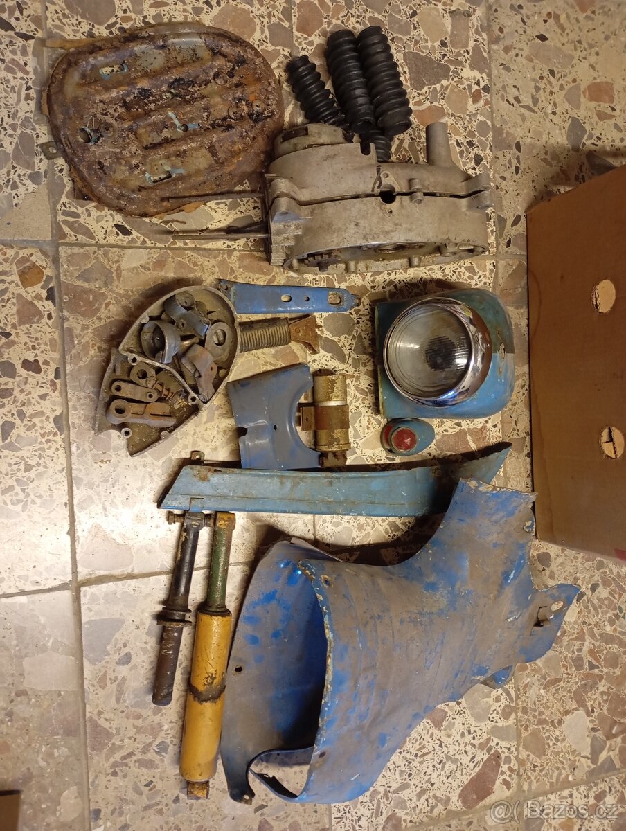 Jawa 550 pařez