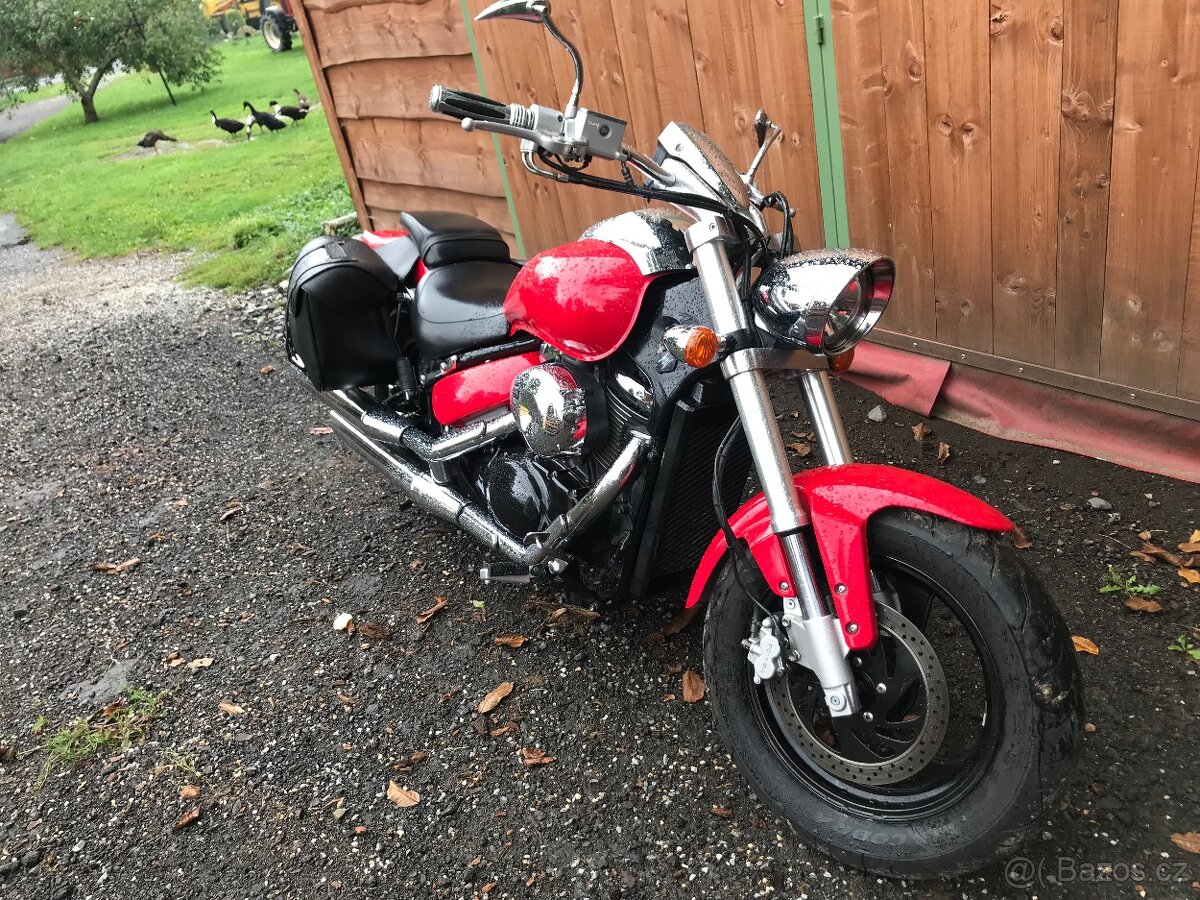 Suzuki M800