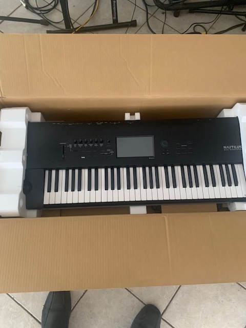 korg Nautilus 61