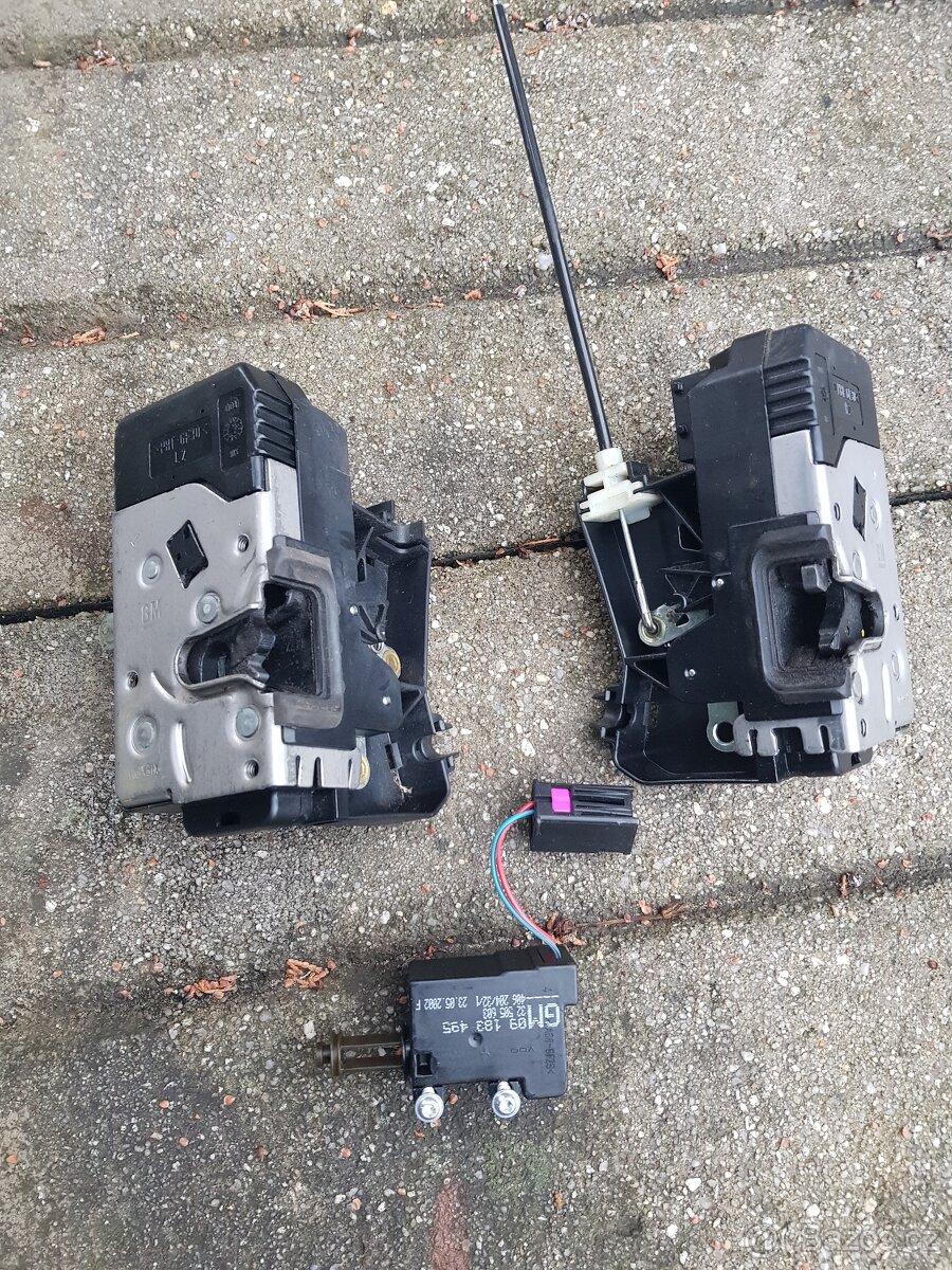 Zámky Corsa c