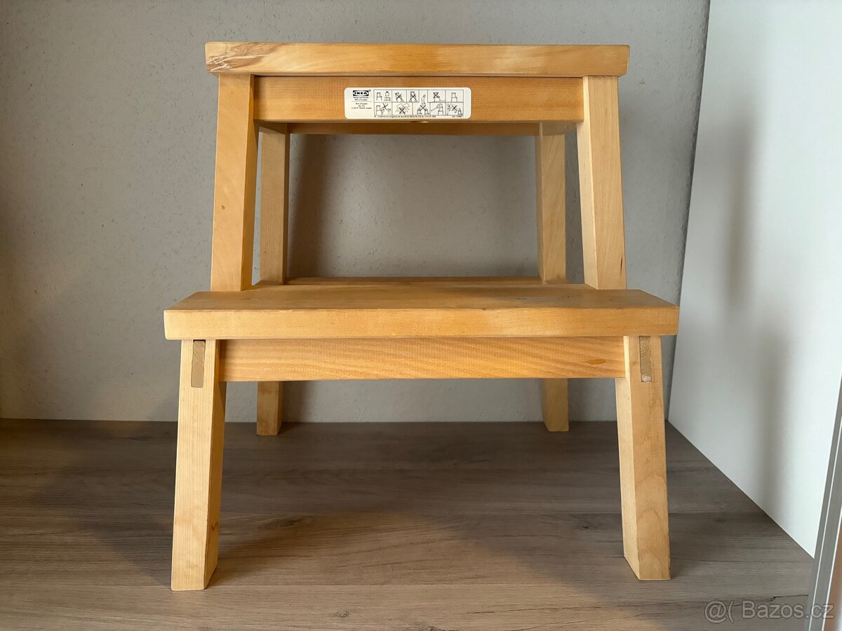 Stolička IKEA
