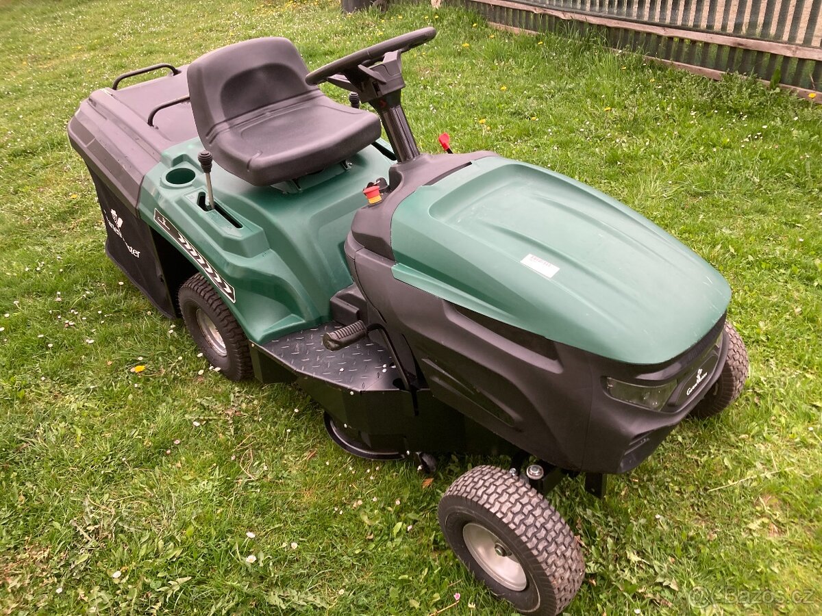 Zánovní zahradní traktor, traktůrek, malotraktor, sekačka