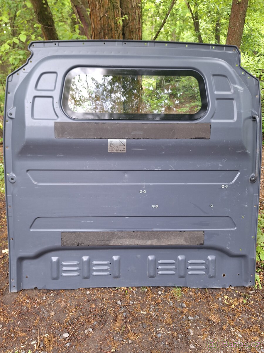 Dělící přepážka Mercedes-Benz Sprinter
