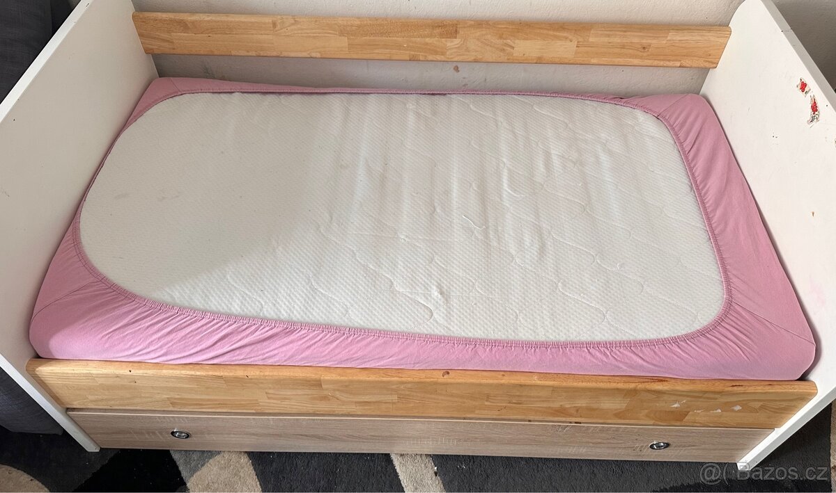 Detska postel s matrace a šuplíkem