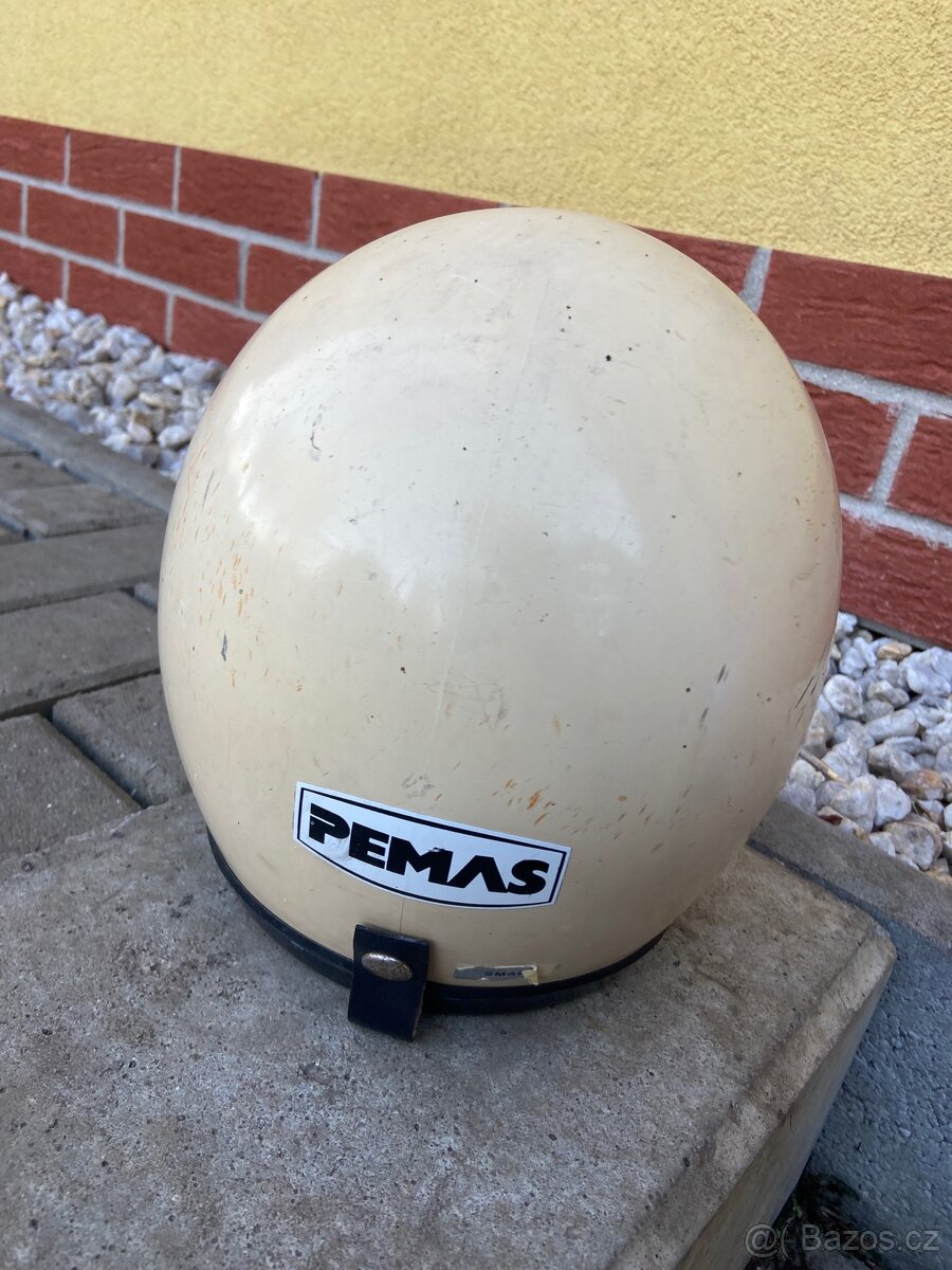 Helma motocross pemas