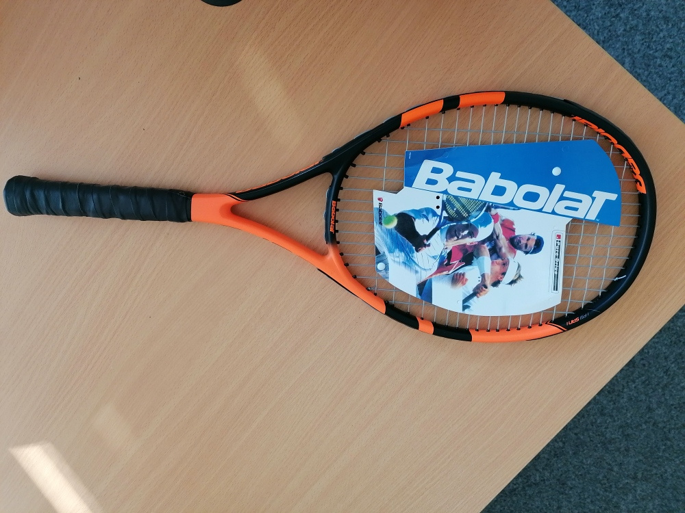 TENISOVÁ RAKETA BABOLAT PURE AERO