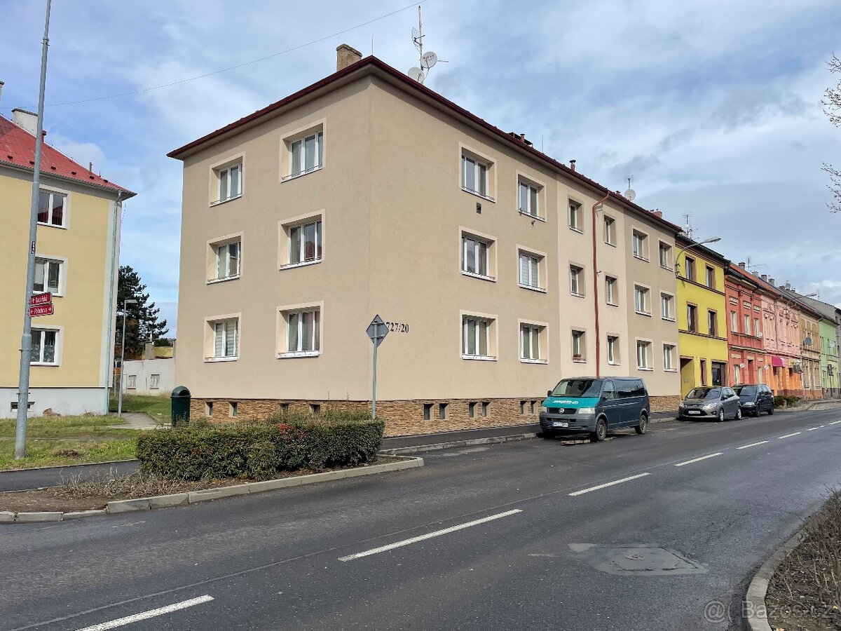 Pronájem bytu 2+1, ul. Kadaňská, Chomutov