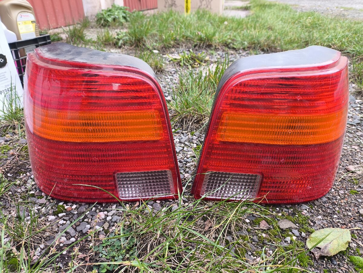 Zadní světla VW Golf IV