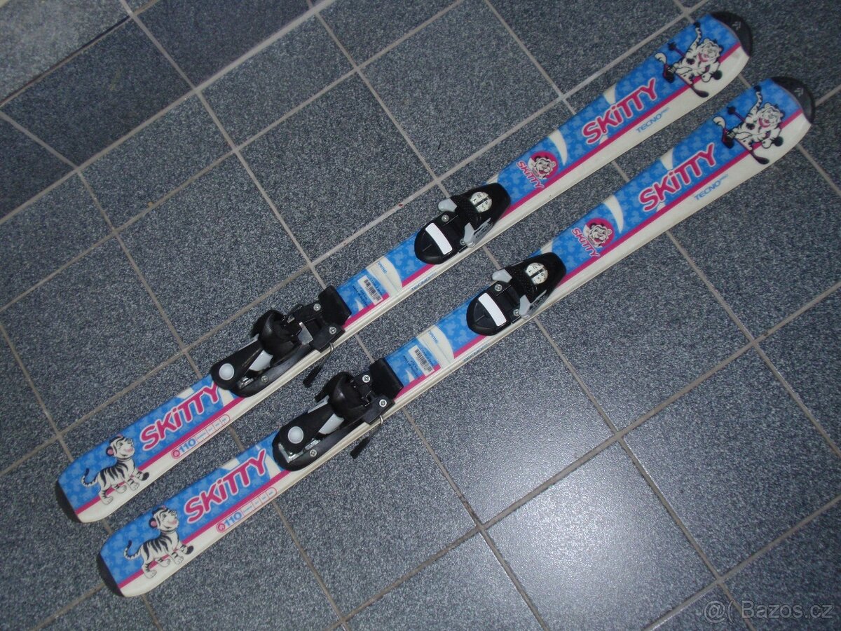 NASERVISOVANÉ DÍVČÍ 110 CM LYŽE CARVY TECNO SKITTY