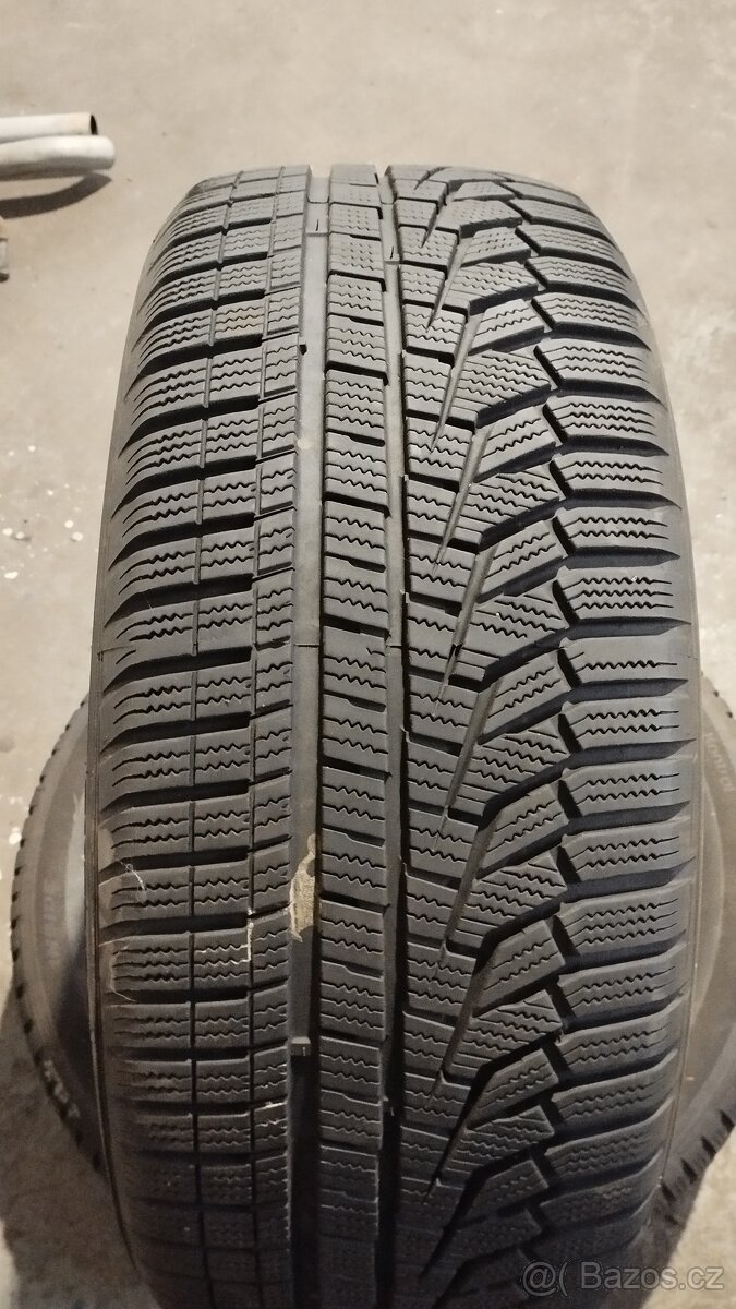 2x zimní pneu 225/55R17 Hankook Evo 2 6mm