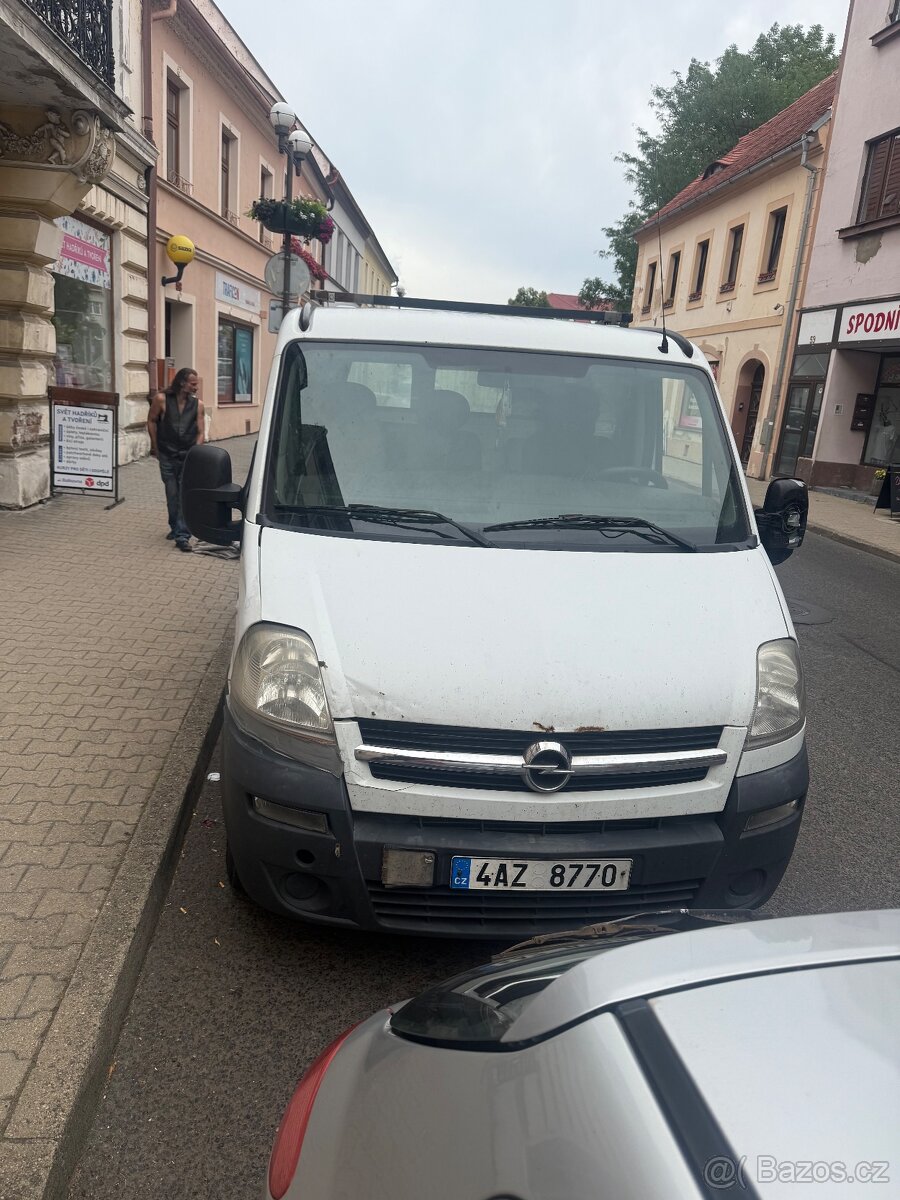 Opel Movano