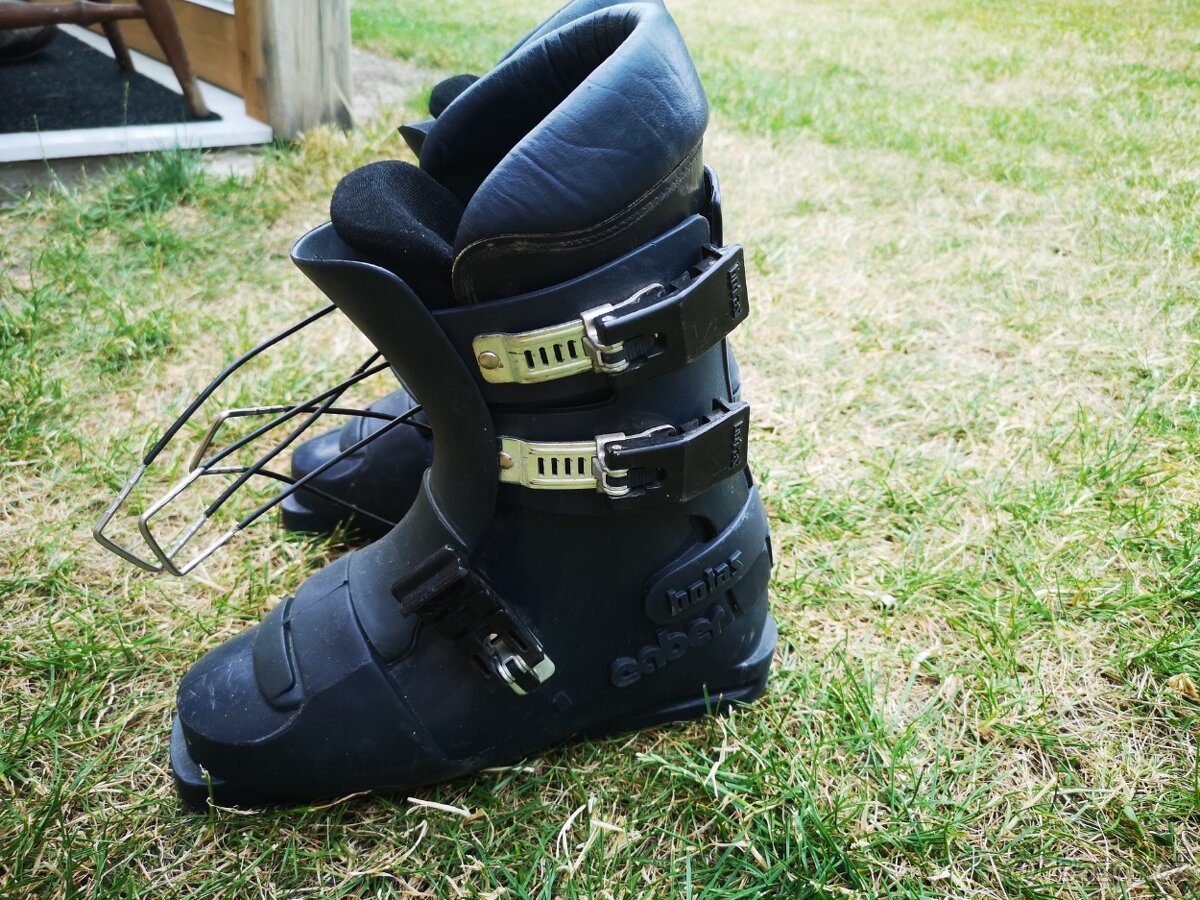 Retro lyžáky Botas