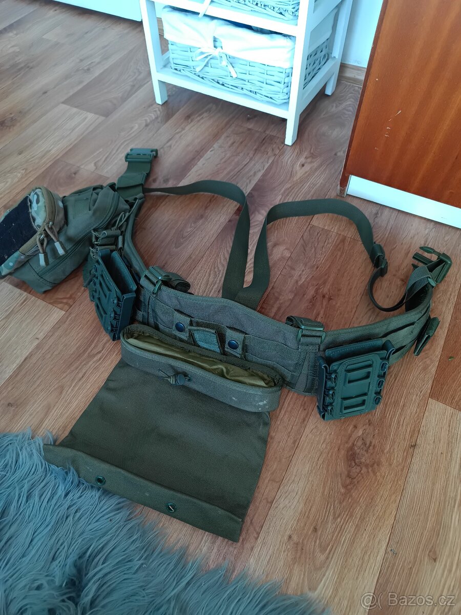 Takticky opasek + doplnky