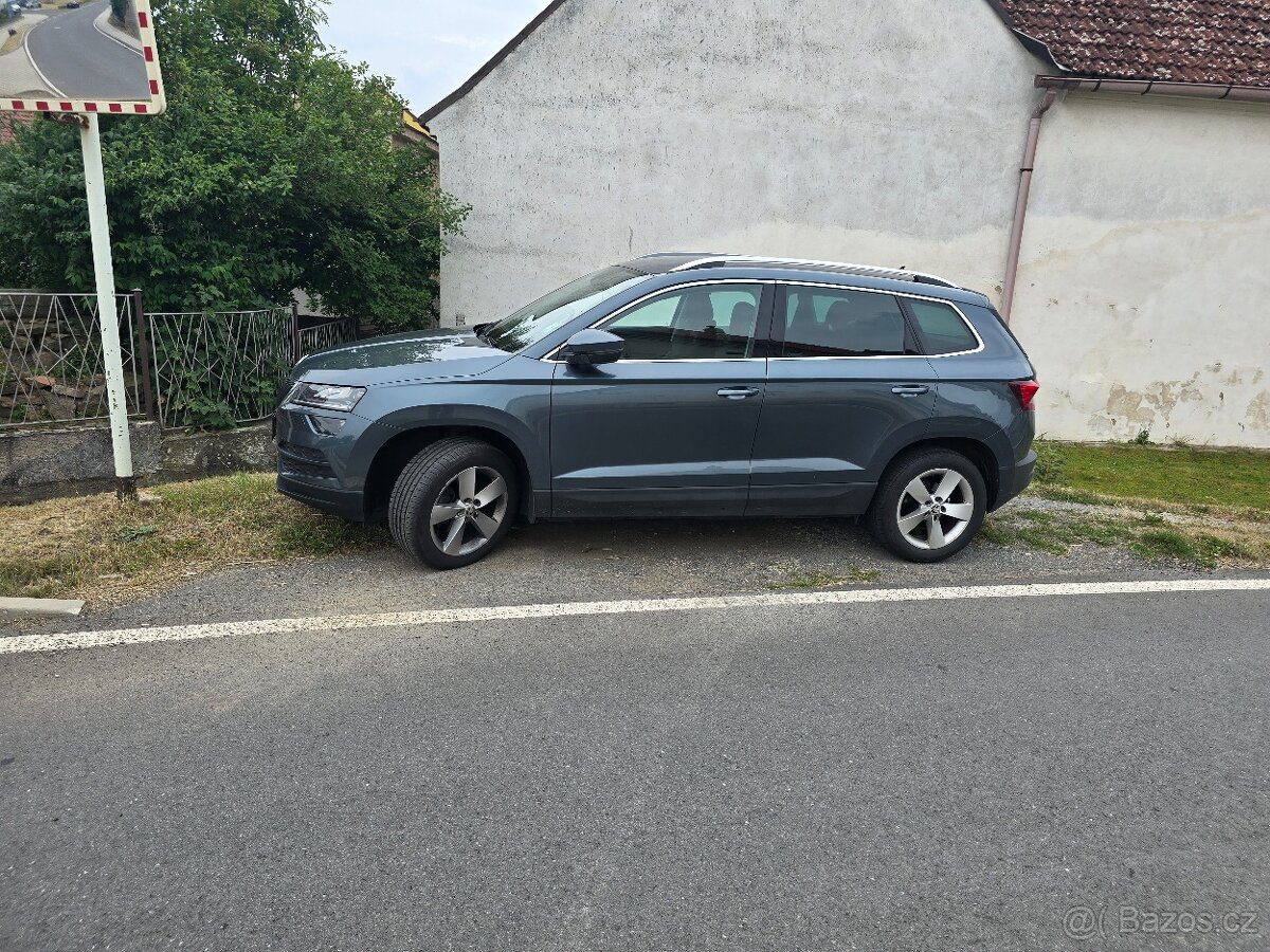 Škoda karoq