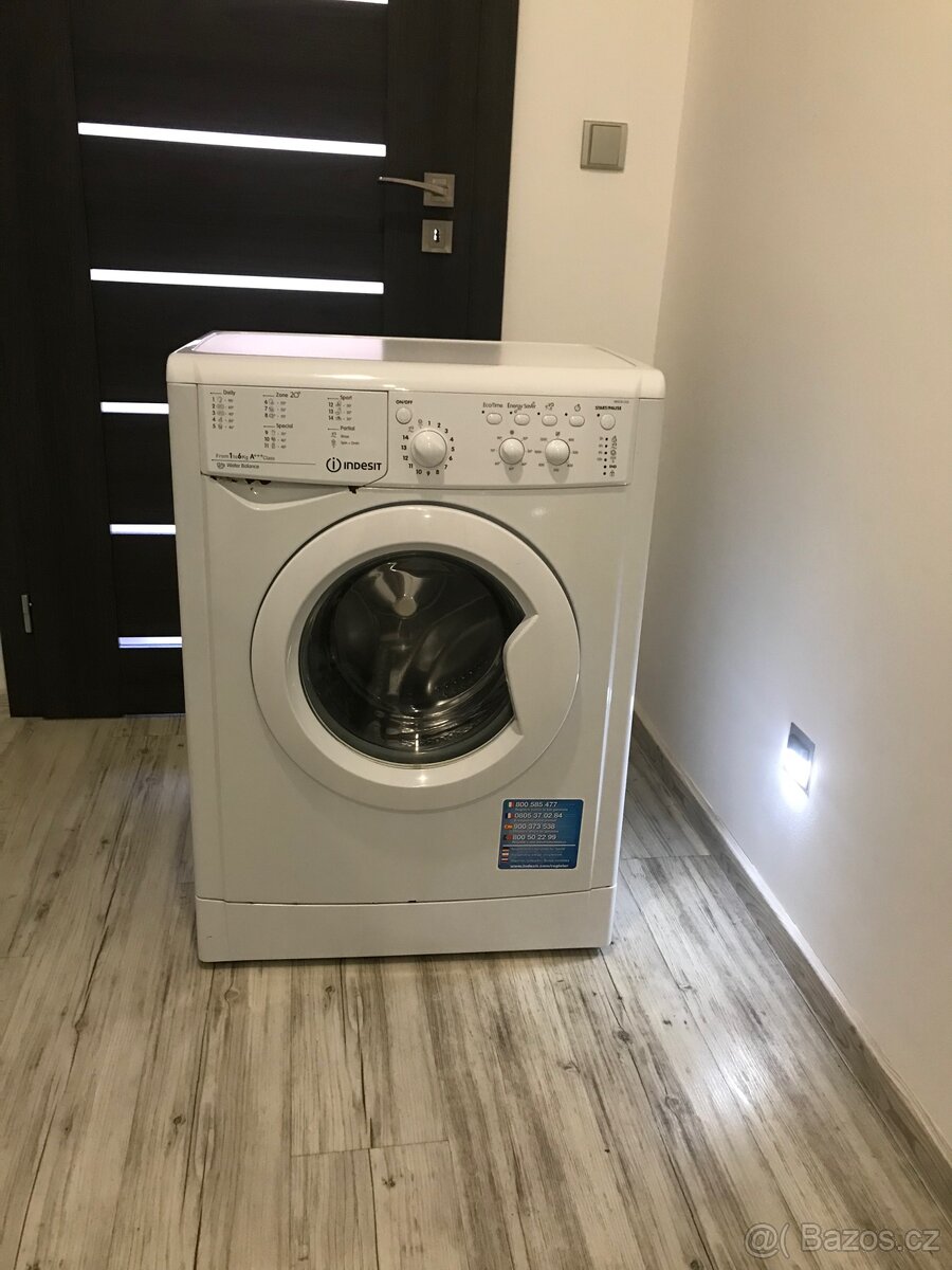 Pračka INDESIT