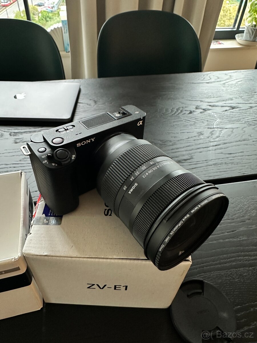 Sony ZV E1 + Sigma 16-28mm 1.8 camera + 124gb SD