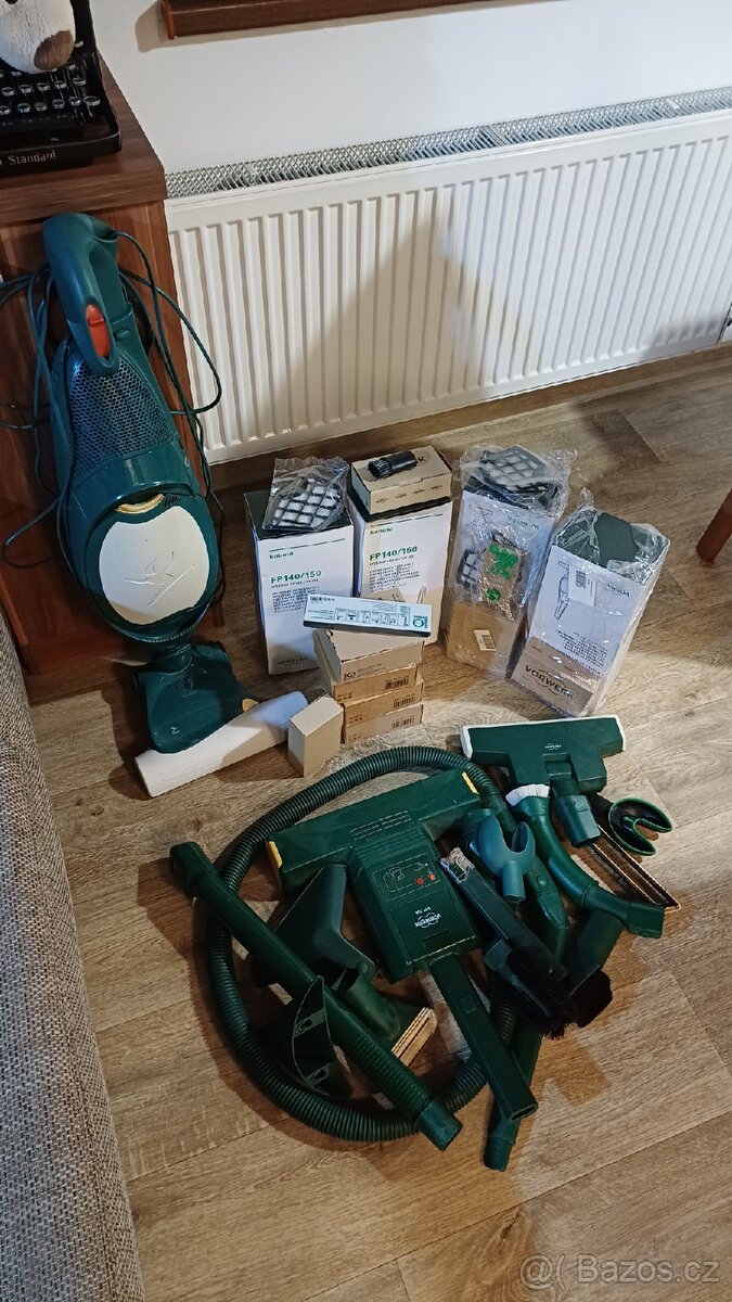 Prodám vysavač VorWerk 732 s kompletnim příslušenstvím.