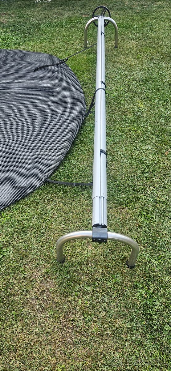 Navijak na solární plachtu, rolo na bazen