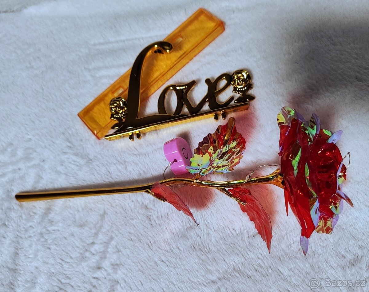 Svítící růže, dárek