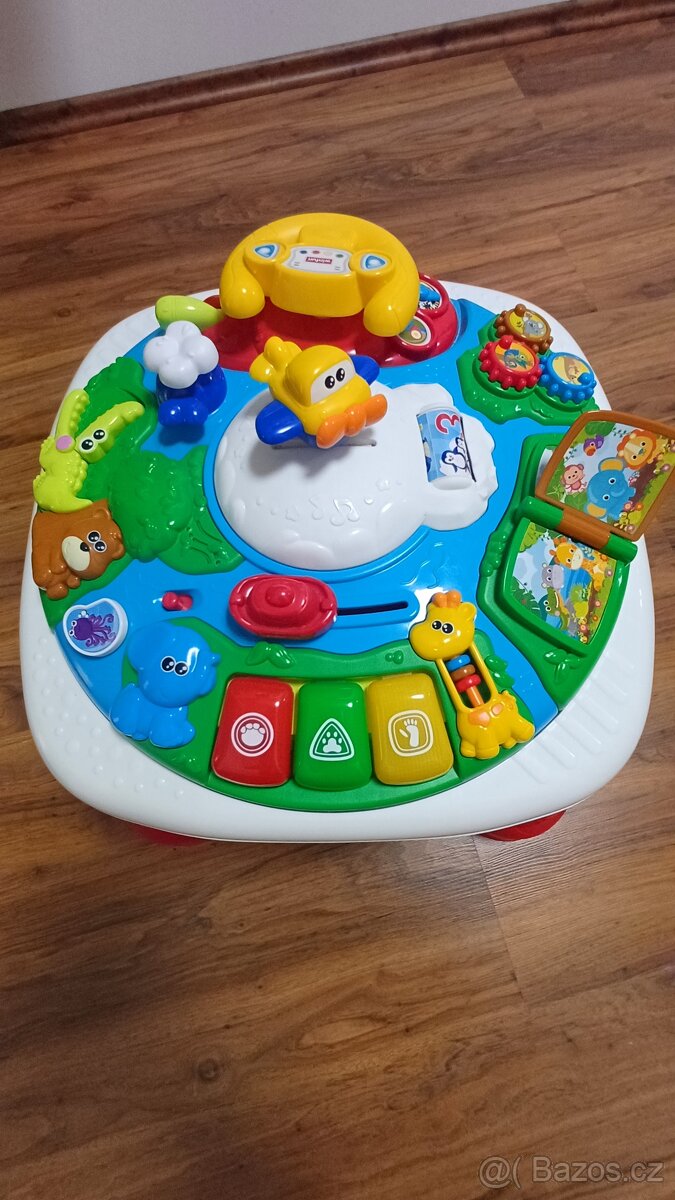 Interaktivní stoleček