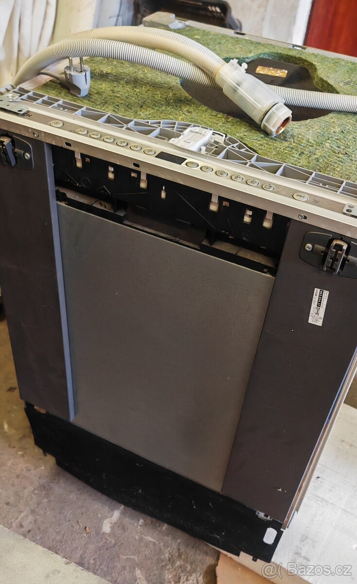 Vestavná myčka Bosch