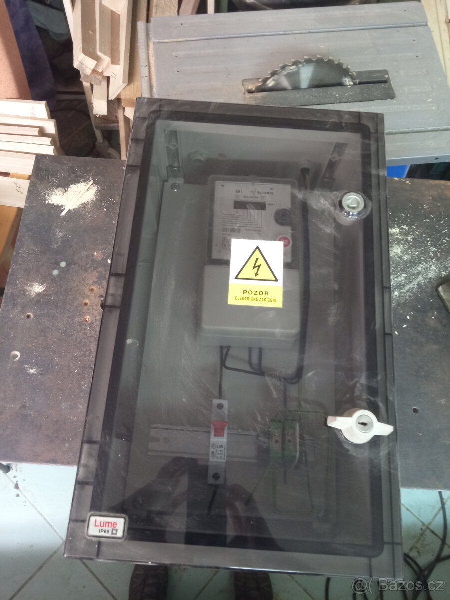 Plastový rozvaděč elektro