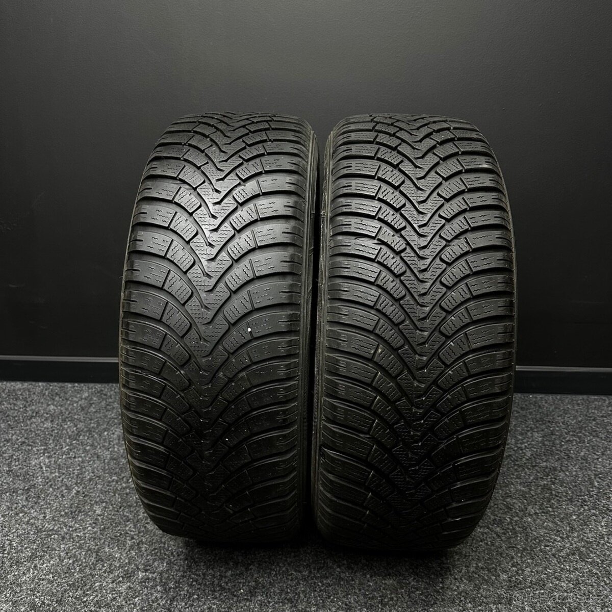 2ks pneu Falken 225/55/18