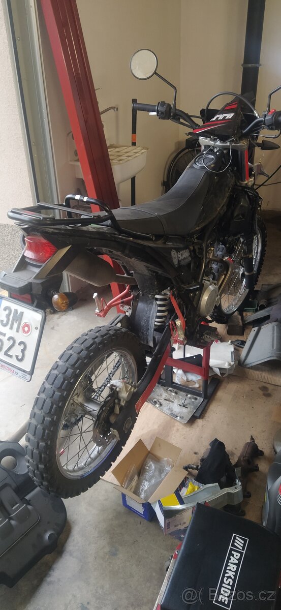 Yamaha WR 125