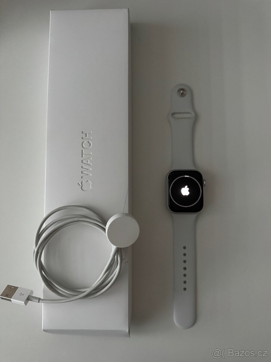 Apple Watch 8 45mm