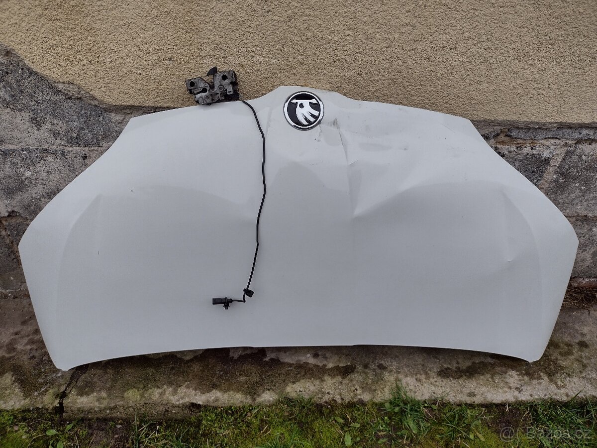 Škoda Citigo kapota motoru