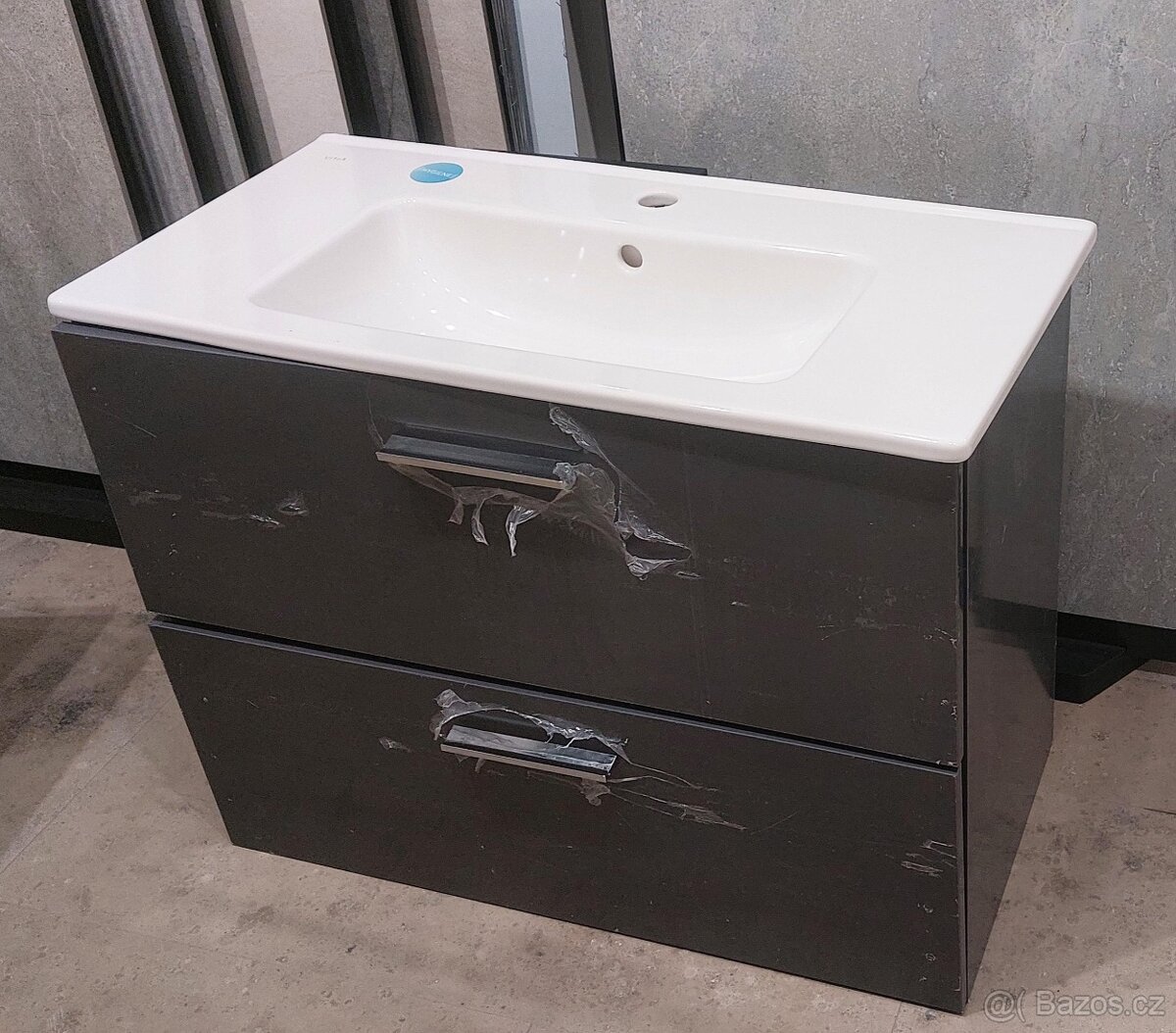 Koupelnová skříňka s umyvadlem 80 cm, nová
