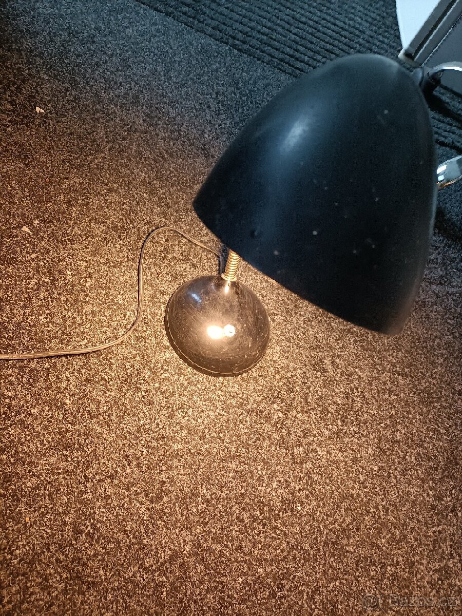 Bakelitová lampička / lampa