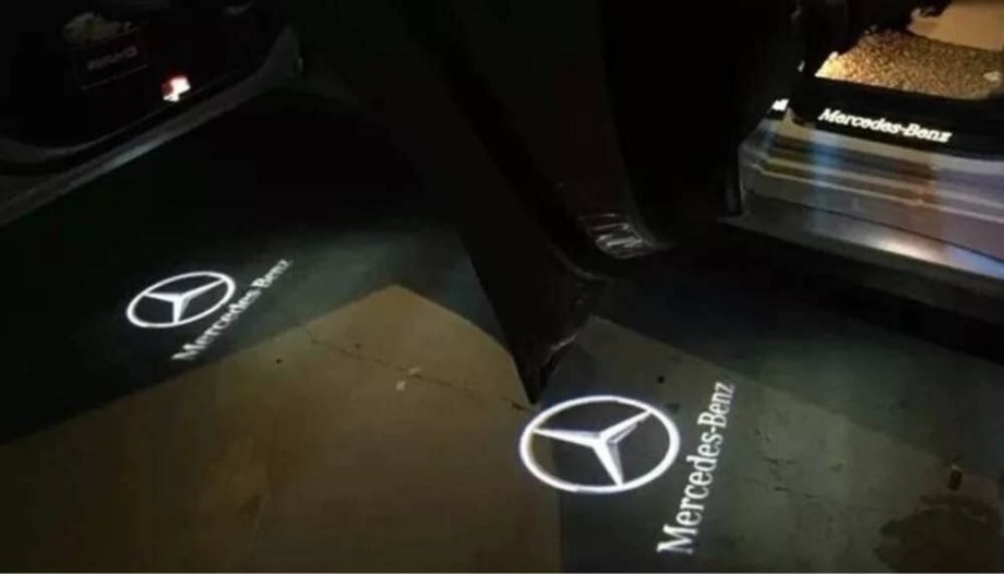 Mercedes - GLC, GLS, GLA atd - Logo projektory do dveří