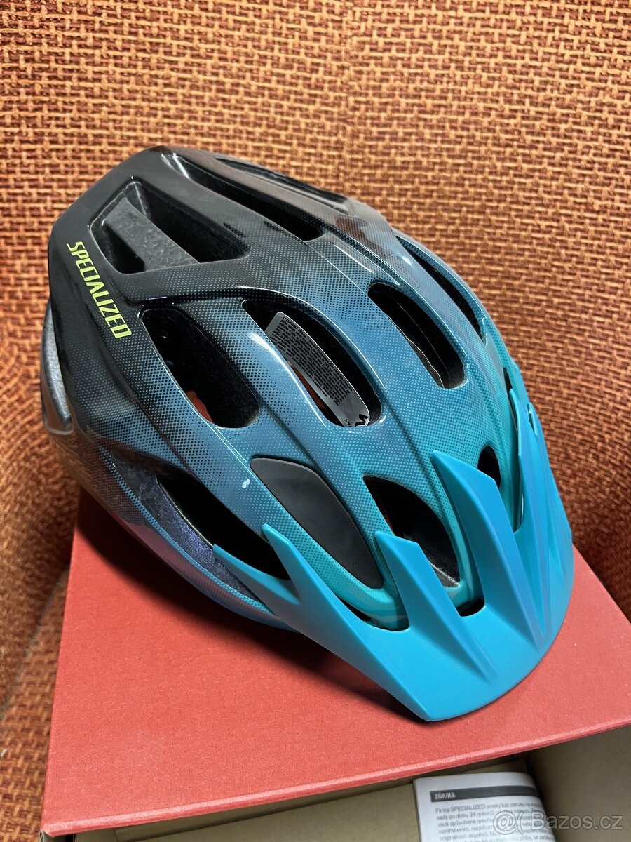 Dětské helmy na kolo Specialized