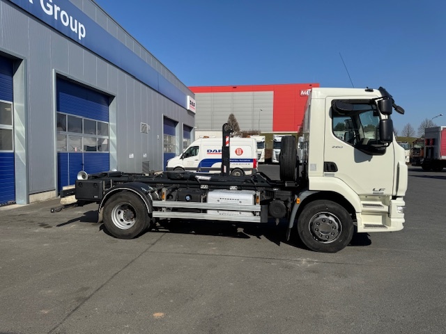 Prodám, zánovní nosič kontejnerů Charvát-CTS 10t výkon, DAF